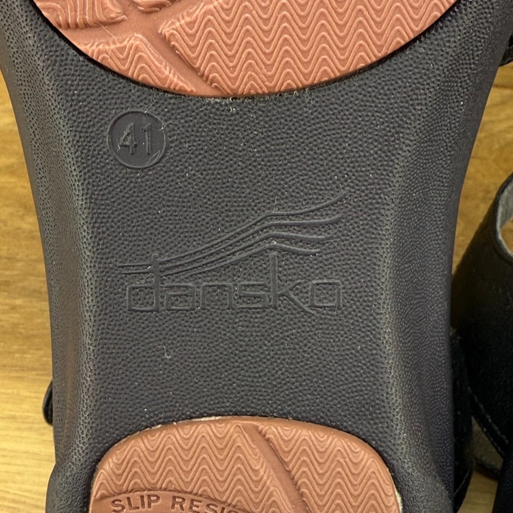 Dansko Iris Sandals 11 EU 41 Black Leather Comfort Ankle Strap Flats - Picture 10 of 12